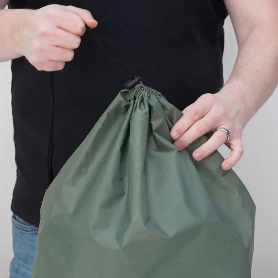 SoftSided PopOpen Pet Kennel, Medium Portable Travel Crate for Cats amp Dogs up to 50 lbs, Foldable Car Kennel with Seatbelt Str