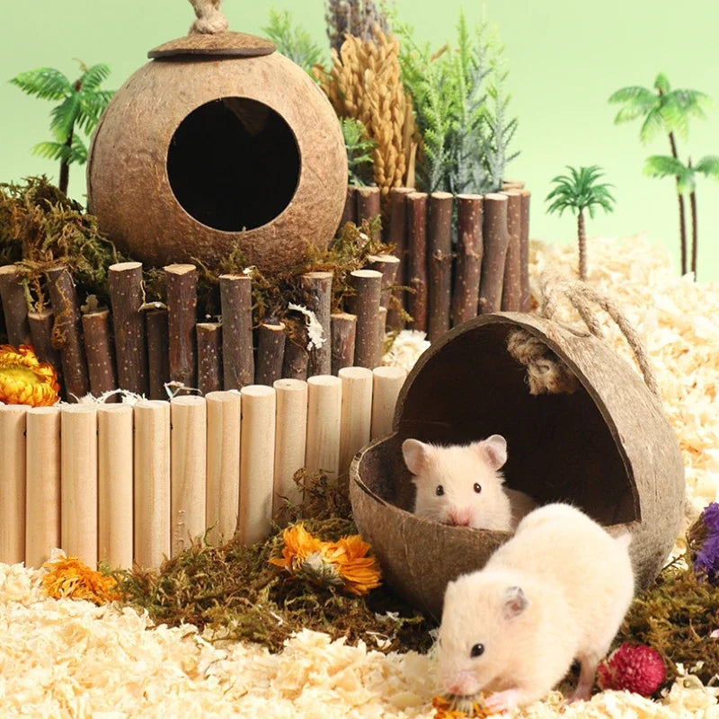 Hamster House Bite-resistant Natural Small Pet Coconut Cages Guinea-pig Hamster Hideout House Toy Wooden House